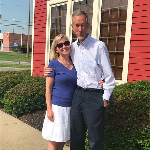 Meet your Posher, Julie - Picture 3 of 5